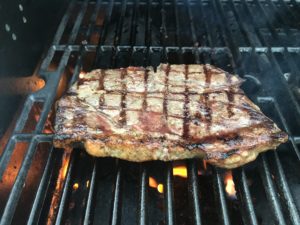 Store bought beef vs grass fed beef from the local butcher. :  r/mildlyinteresting